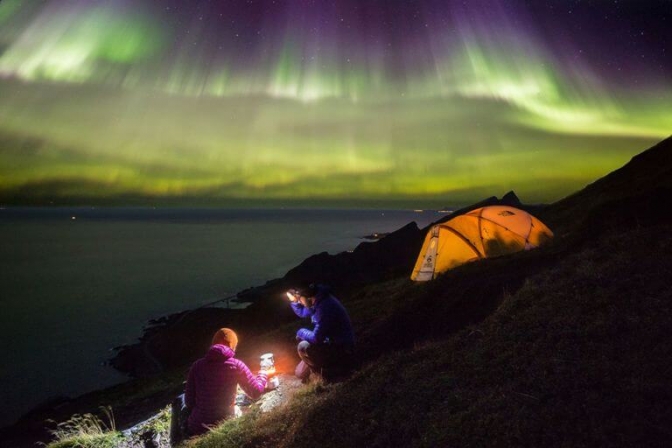 Det nordlige Norge som her i Lofoten har et magisk lys, som trækker masser af turister til.